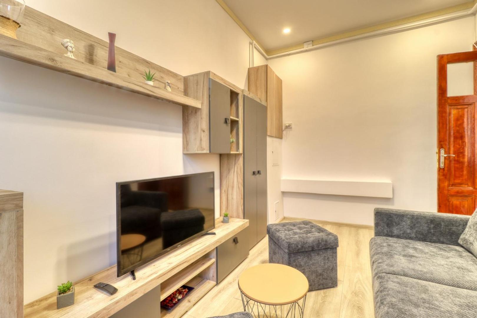 Muse Residence Downtown Bucarest Esterno foto